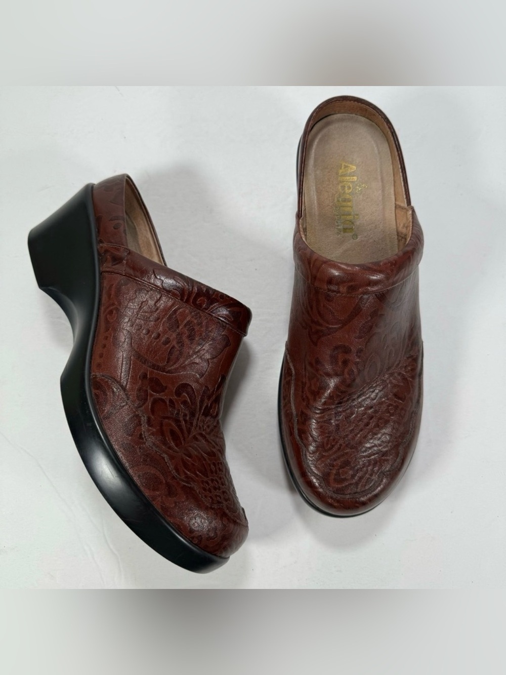 Alegria Isabelle Yeehaw Brown Embossed Leather Mules Comfort Shoes Women Size 10